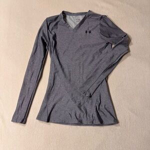Under Armour Women's Charcoal Long Sleeve Athletic Heat Gear Shirt